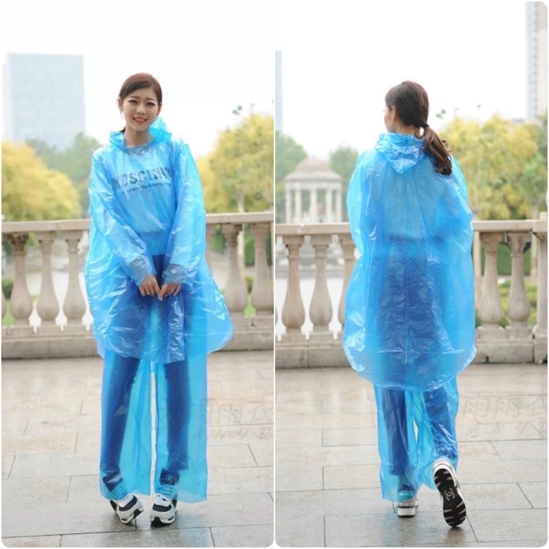 Rain Coats 36 บาท ชุดกันฝนพลาสติกรุ่นหนาสินค้าพร้อมส่ง298ตัวในไทย Sports & Outdoors