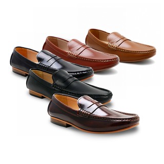 แหล่งขายและราคาBROWN STONE Classy Penny Loafers Collectionอาจถูกใจคุณ