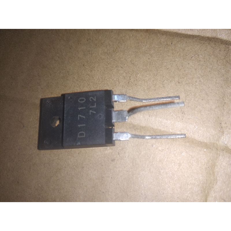 ทรานซิสเตอร์ D 1710*