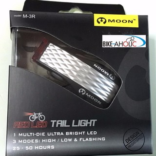 ไฟท้าย MOON รุ่น M-3W Red LED แถบสีบรอนซ์