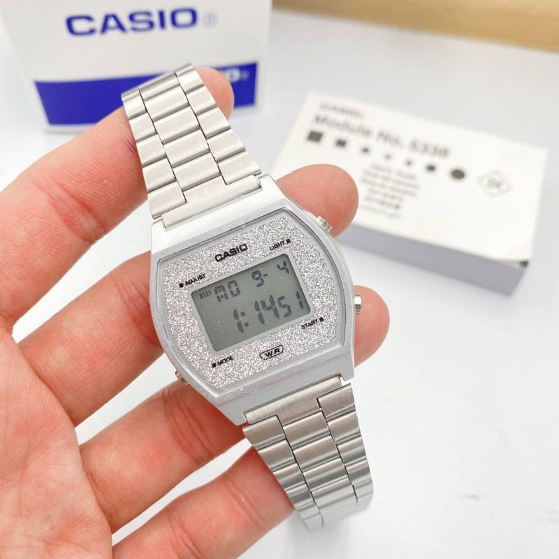 MK นาฬิกาข้อมือผู้หญิง Casio