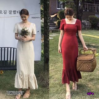 &lt;TW11057&gt;Maxi Dress แม็กซี่เดรสคอเหลี่ยม แขนสั้น ผ้าสีพื้น ชายเดรสแต่งระบาย ข้างเอวมีสายผูกโบว์ซ่อนด้านหลัง มีซิปหลัง