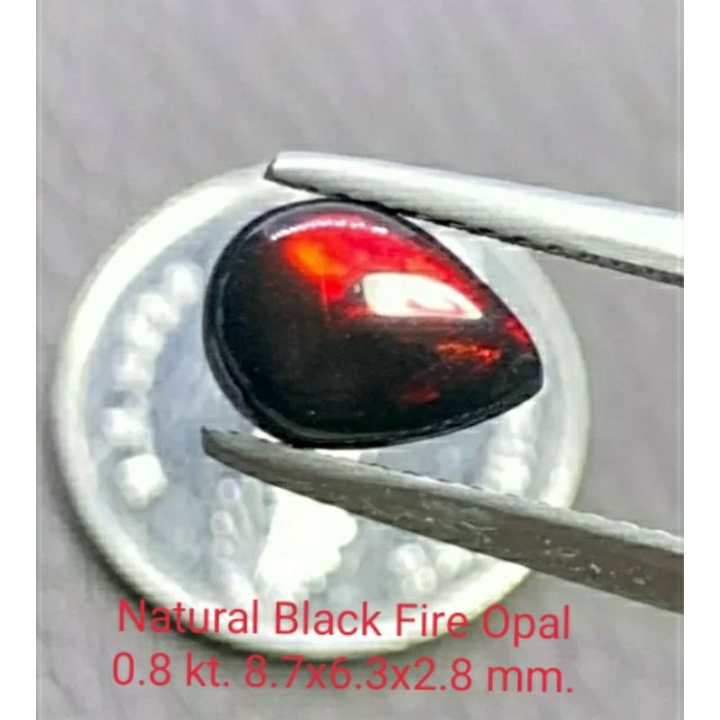 Natural Blck Fire Opal 0.8cts 8.6x6.3x2.8mm.