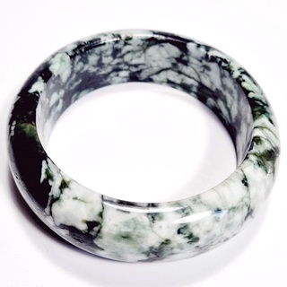 (J40) กำไลหยกหน้ากว้าง กำไลหยก พม่าแท้ Jadeite Type A  ขนาด Size 62.4 mm. หยกแท้ 100%