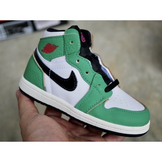 รองเท้าเด็ก Air Jordan 1 High " Lucky Green "