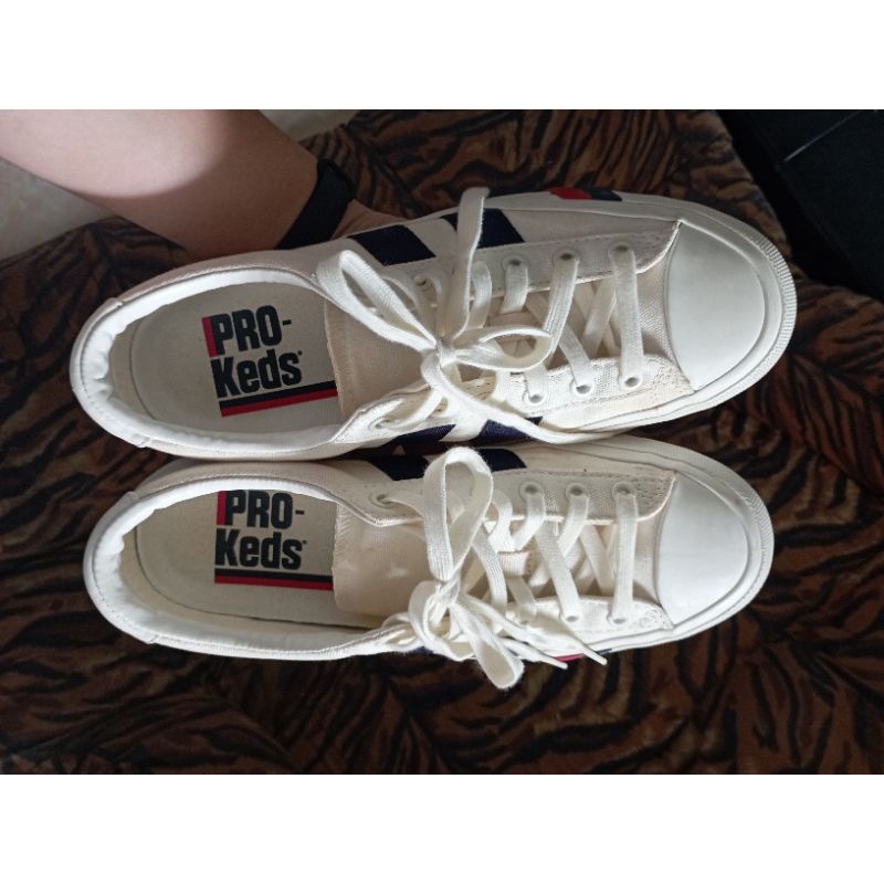 Pro keds  รองเท้าผ้าใบสีขาวของแท้