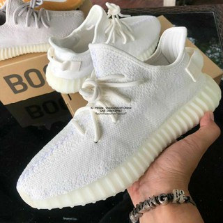 🌬ทางร้านจำหน่ายรองเท้าผ้าใบ ลิขสิทธิ์แท้เท่านั้น💯🤓Yeezy Boost 350 V2 Cream White / Triple White