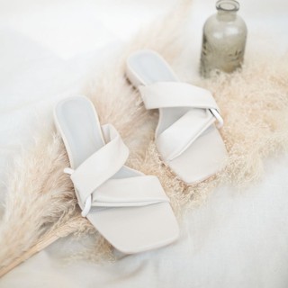 CHAWASHOES-MODERNWHITE SANDALS