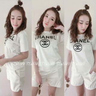 Set กำมะหยี่ chanel
เสื้อ กางเกง