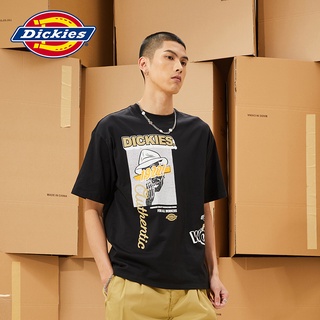 [S-5XL] เสื้อยืด ทรงหลวม พิมพ์ลายกราฟฟิติ Dickies แฟชั่นฤดูใบไม้ผลิ และฤดูร้อน สําหรับผู้ชาย 010269