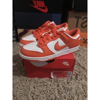 【ลดราคา】ใหม่ Dunk Low Sp “Syracuse” รองเท้าผ้าใบลําลอง สีขาว ส้ม CU1726-101 เหมาะกับการเล่นกีฬา 2022