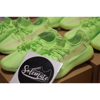 Yeezyboost 350 Glow 7.5 UK