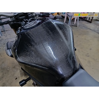 ครอบถัง CB&amp;CBR650R  แบบ  [   เพียวคาร์บอน  ]  ขนาดกลาง Size [  M  ][ Maxtec ]