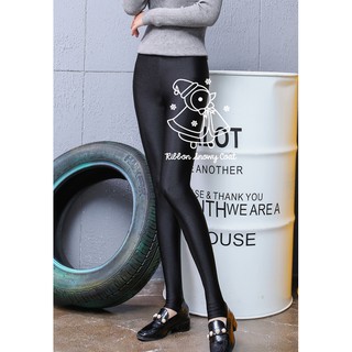 กางเกงเลกกิ้งบุขน รุ่น Sand-Legging  สีดำเนื้อทรายเล่นไฟสวยมาก เอวสูงเก็บหน้าท้องเรียบแบนแน่นอน มีภาพสินค้าจริงในโพส