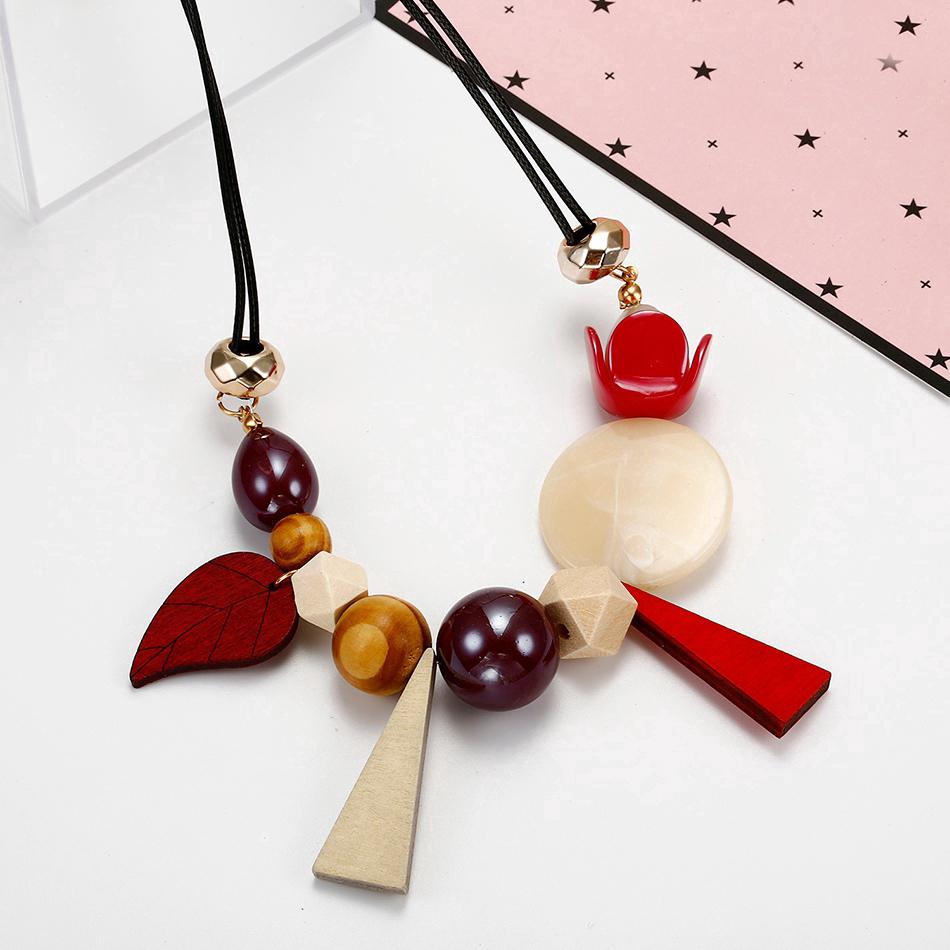 สร้อยคอเรขาคณิตที่มีสีสันหวานแฟชั่น Collar Necklace Multicolor Wood Leaf Geometric Statement Necklace