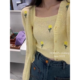 ชุดเสื้อชั้นในปักลายดอกไม้หวาน + เสื้อคาร์ดิแกนถักนิตติ้ง🌷🌷