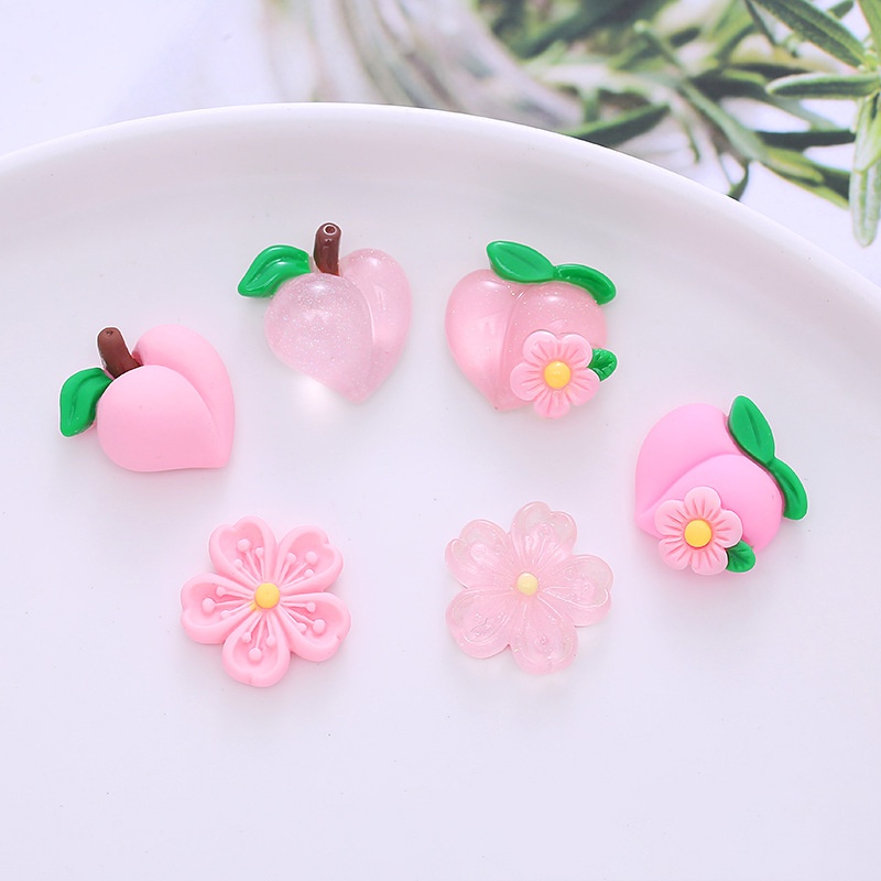 พีช Crocs Jibbitz charm เพิ่มความสนุกให้รองเท้า Crocs ของคุณ