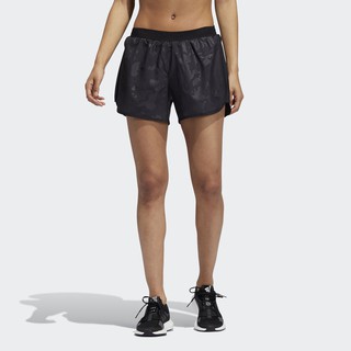 🩳กางเกงวิ่งขาสั้นสำหรับผู้หญิง ยี่ห้อ adidas รุ่น Marathon 20 Camo Shorts สีดำลายพราง รหัส DW5962 ราคา 900 บาท