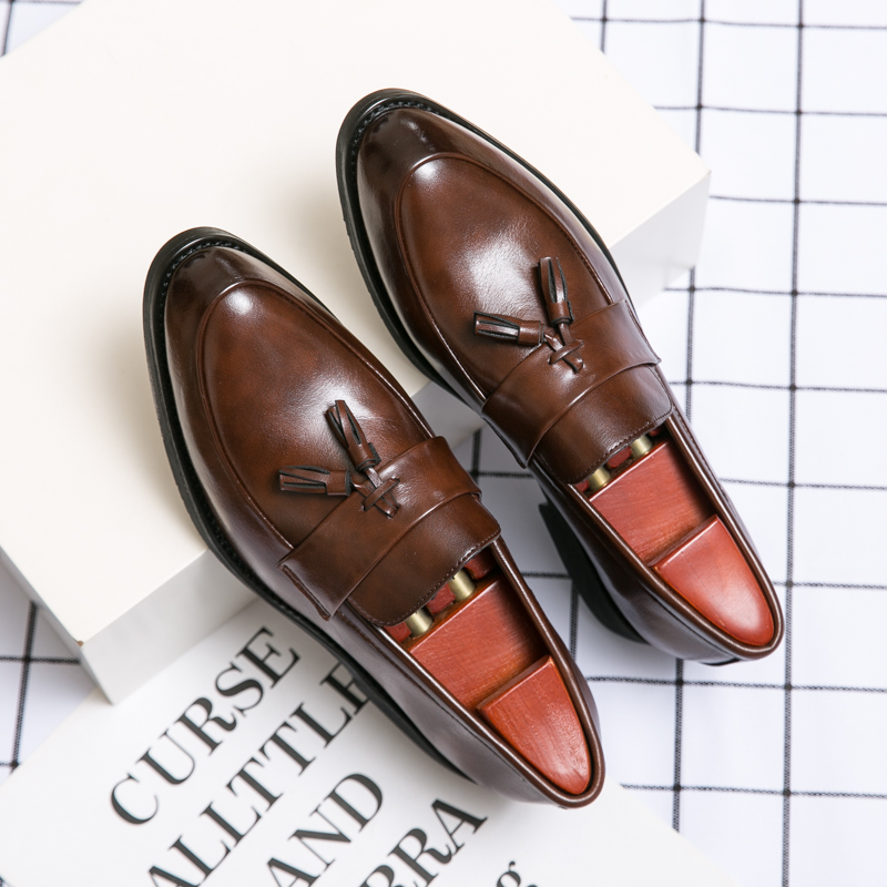 หรูหราผู้ชายอย่างเป็นทางการพู่ Loafer รองเท้าคลาสสิกคุณภาพดี Breathable อิตาเลี่ยนขับรถหล่อ