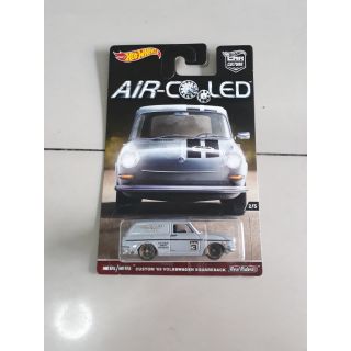 รถเหล็ก Hotwheels CUSTOM69 VOLKSWAGEN SQUAREBACK Set AIRCOOL (IB009)