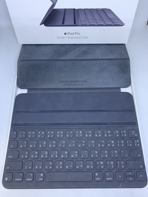I pad pro 11inch Smart Keyboard gen2 A2038 มือสอง แท้ศูนย์ คีย์บอร์ดไทย