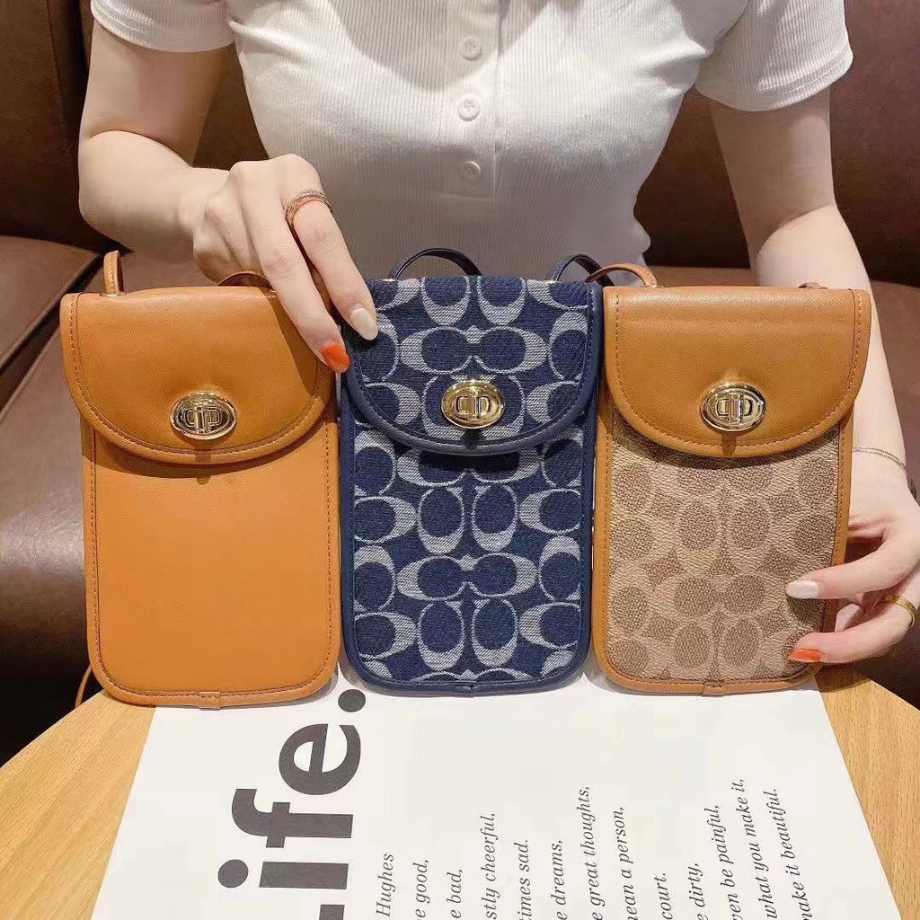 เคสไอโฟน Luxury coach Mobile phone bag For iPhone oppo ViVo Xiaomi Sansung Mobile phone storage bag Change messenger bag กระเป๋าเก็บโทรศัพท์มือถือ กระเป๋าสะพายข้าง