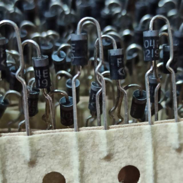 ไดโอดเร็ว FR104*****