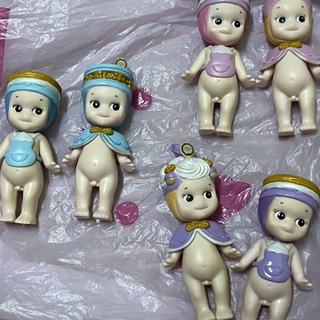 ตุ๊กตา คอลเลคชั่นมาการ็อง สามสี มือสอง สภาพ 95%