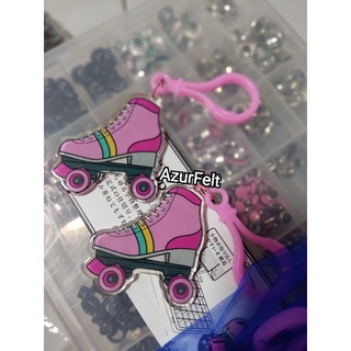 พวงกุญแจ acrylic roller skates keychain