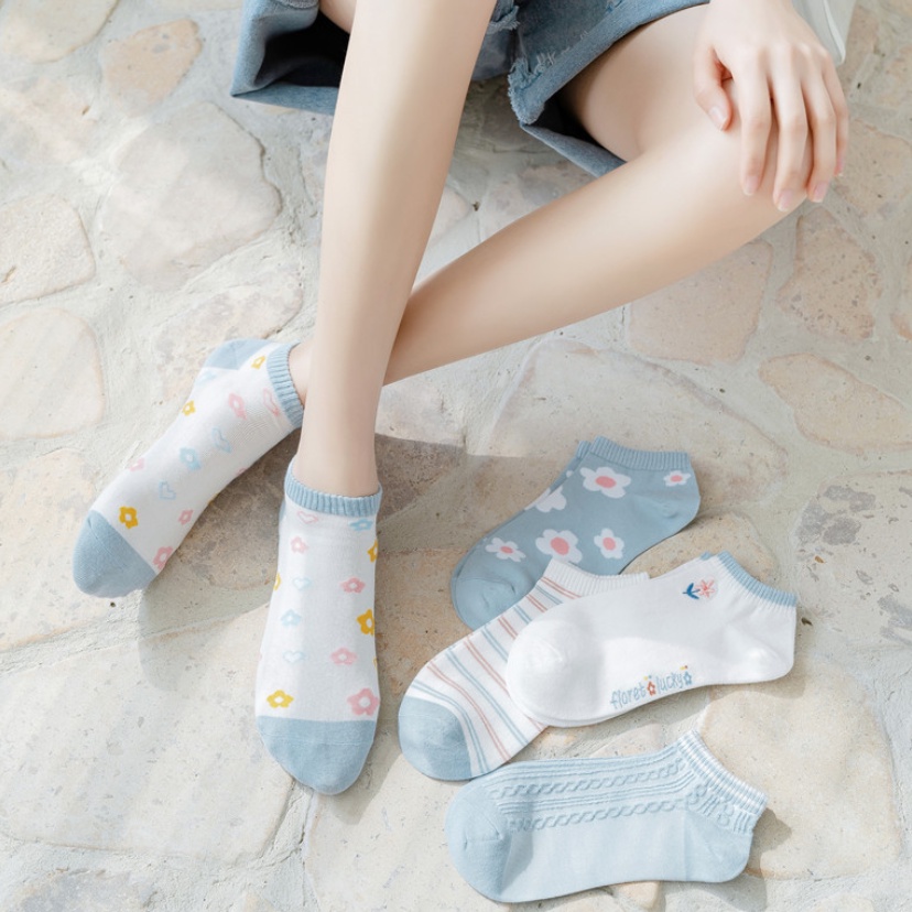 COD พร้อมส่ง ถุงเท้า ข้อสั้น ถุงเท้าเกาหลี มี7แบบ ให้เลือกใส่ได้ทั้ง ช/ญ