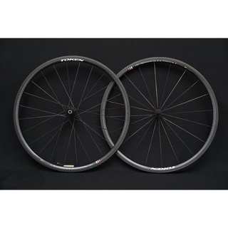 ล้อจักรยาน เสือหมอบ token รุ่น Carbon Clincher C28 ขนาด 700c.