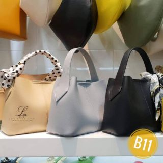 กระเป๋า​หนังPU 👜พร้อมสายครอสบอดี้ +กระเป๋าใบเล็ก