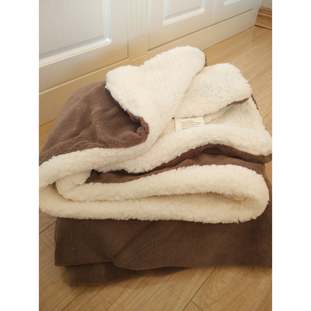 ผ้าห่มขนสัตว์ขนาดเล็ก ขนแกะแบบหนา สองชั้น สำนักงาน เครื่องปรับอากาศ สำหรับเด็ก คุณภาพดี