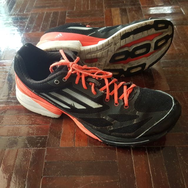 รองเท้ามือสองของแท้ Adidas