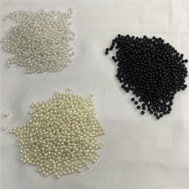 ลูกปัดมุก ลูกปัดมุกพลาสติก มีรู ขนาด 4 มิล มี 3 สีให้เลือก จำนวน 1000 เม็ด