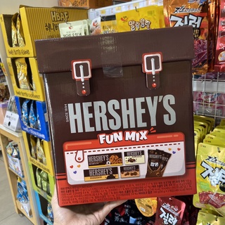 Hersheys Fun Mix Schoolback gift set 412g