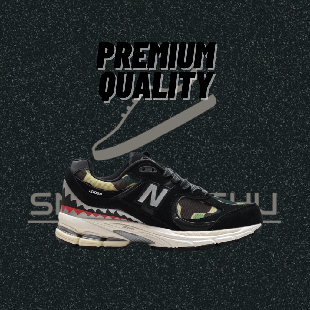 [Promo Premium] รองเท้าวิ่งกีฬา Bape X New Balance 2002R