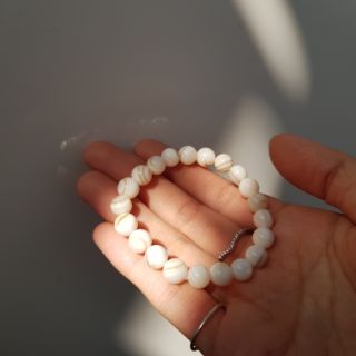 White shell mermaid bracelet กำไล เปลือกหอย สีขาว