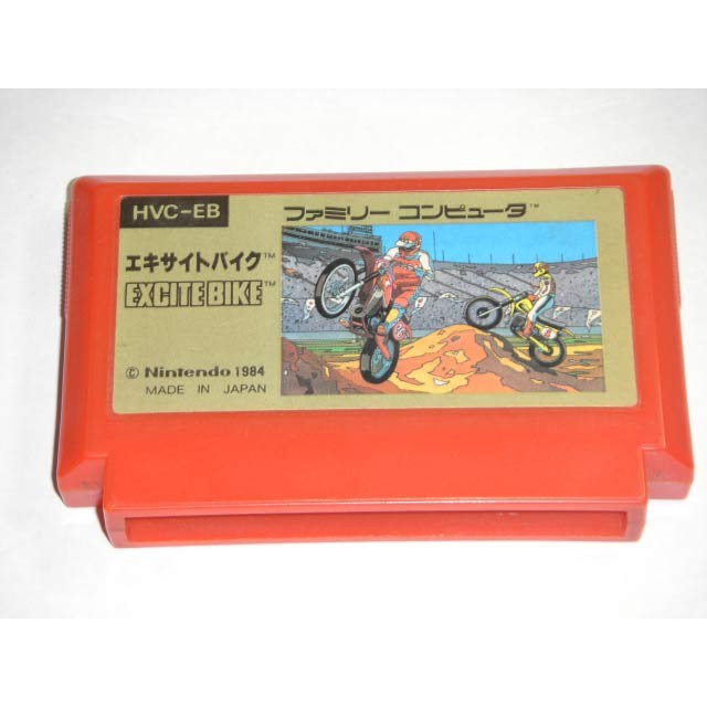 ตลับเกมส์  Excite Bike  ตลับแท้มือสอง สภาพดี เครื่องแฟมิคอม สำหรับนักเล่นเกมและนักสะสมเกมยุค 90