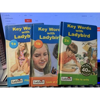 Key Words with Ladybird ปกแข็ง