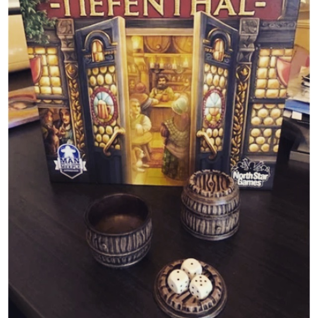[Plastic]  The Taverns of Tiefenthal Board Game: Dice Holder And Lids