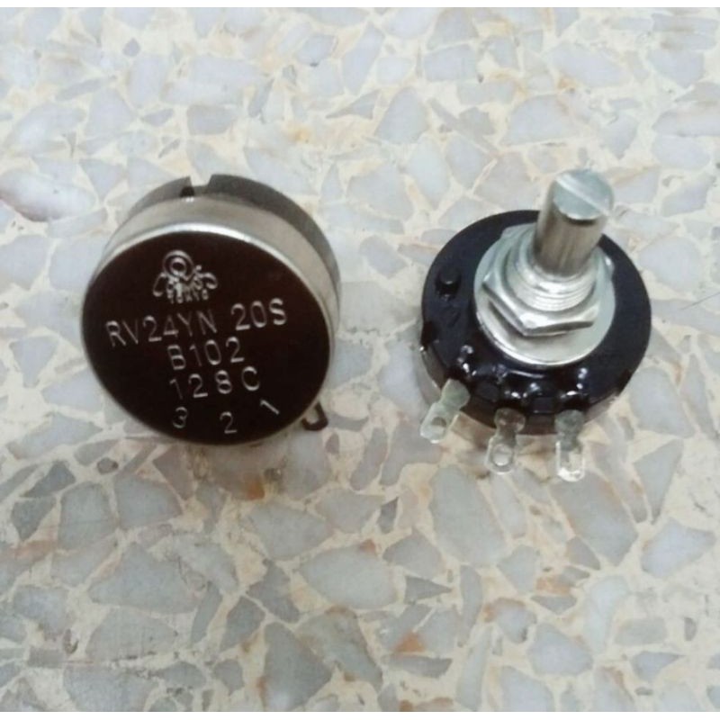 RV24YN 20S B102=1k ตัวต้านทานปรับค่าแบบไววาวส์ ขายอันละ 75 บ.