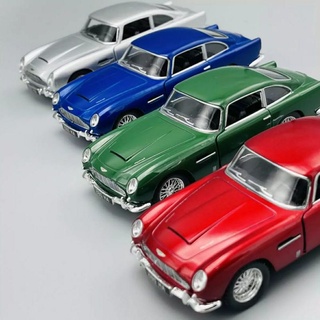 โมเดลรถเหล็ก 1963 Aston Martin BD5 Scale 1:38