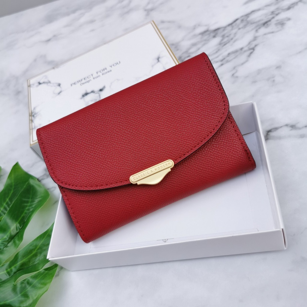 กระเป๋าสตางค์ผู้หญิงแบรนด์แท้ Modern Classic 100% พร้อมกล่อง  บางๆ ไซส์กลาง มีช่องซิป และช่องใส่บัตร งานสวย ราคา ถูกที่สุด ดีลบีเคเค