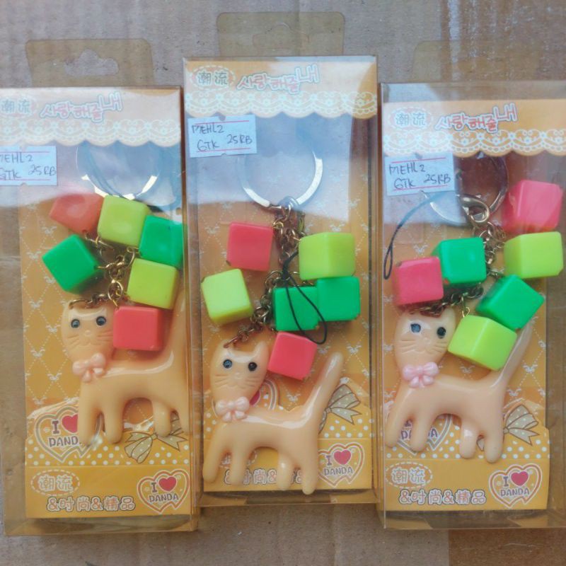 GANTUNGAN DICE CAT KEYCHAIN / BAG