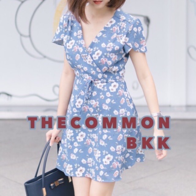 เดรสแบบผูก ร้าน the common BKK