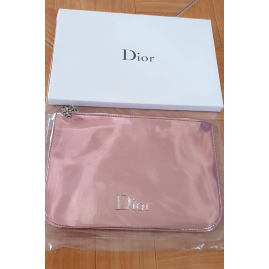 พร้อมส่งแท้ 💯% กระเป๋าใส่เครื่องสำอางค์ Dior