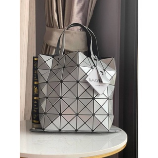 📮@1,690.-(Silver สี Matte)🔥🔥ShowCase for Sale 7 % 🔥🔥💯Baobao Issey Miyake 6x6 กระเป๋า Tote