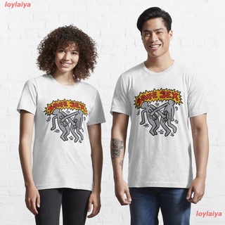 loylaiya KEITH HARING คีธ แฮริ่ง เสื้อพิมพ์ลาย Safe-Sex Essential T-Shirt แนวสตรีท เสื้อยืดผู้หญิง เสื้อยืดผู้ชาย เสื้อค