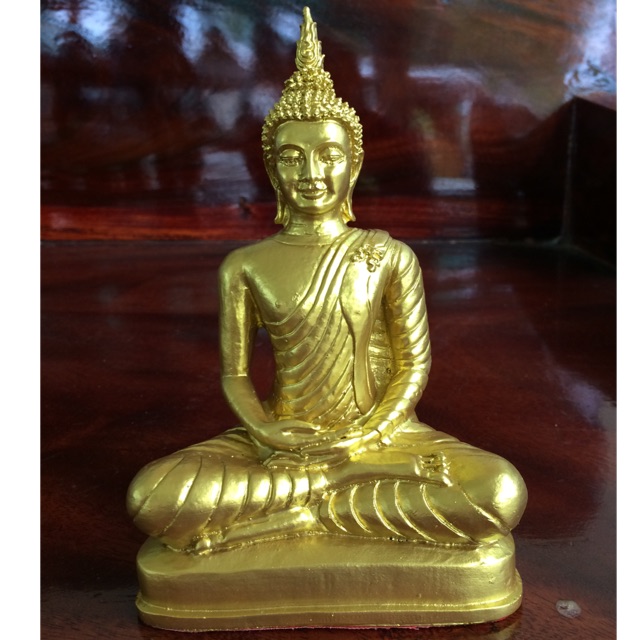 พระพุทธรูป ปางสมาธิ หล่อจากแร่เหล็กน้ำพี้แท้100% ขนาดหน้่าตัก 5 นิ้ว ,สูง 7.5 นิ้ว